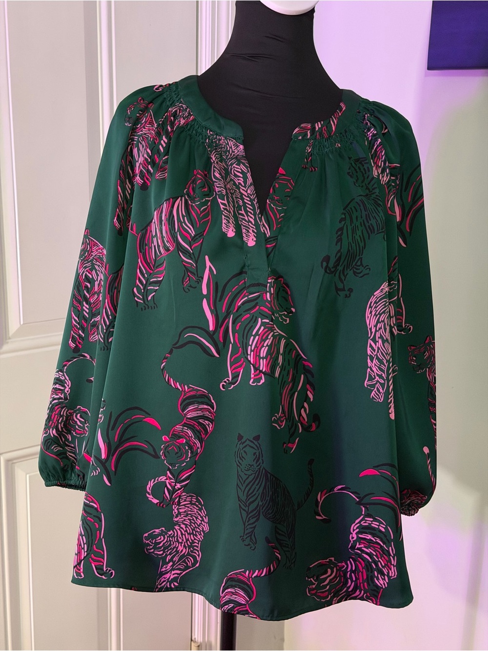 crown & ivy Emerald Green Tiger Print Long Sleeve Blouse